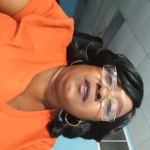 Meet your Posher, Jacqueline